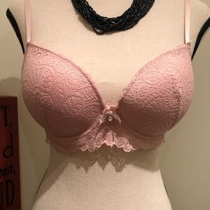 Nanette Lepore NWT 34C pink lace underwire padded